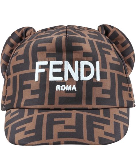 cappelli fendi